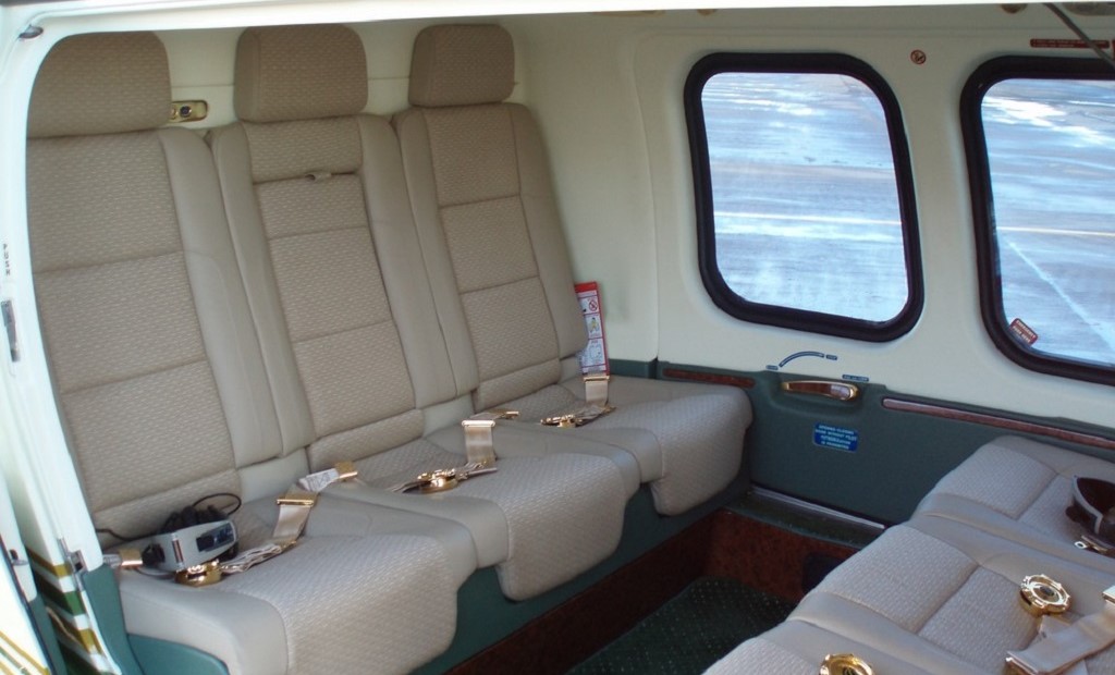 helicopter-fleet-air-dynamic-109grand-interior
