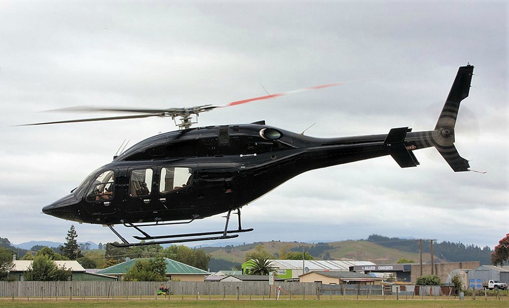 Hubschrauber-Flotte-air-dynamic-bell429-außen