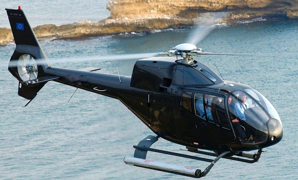 Hubschrauber-Flotte-air-dynamic-ec120-außen