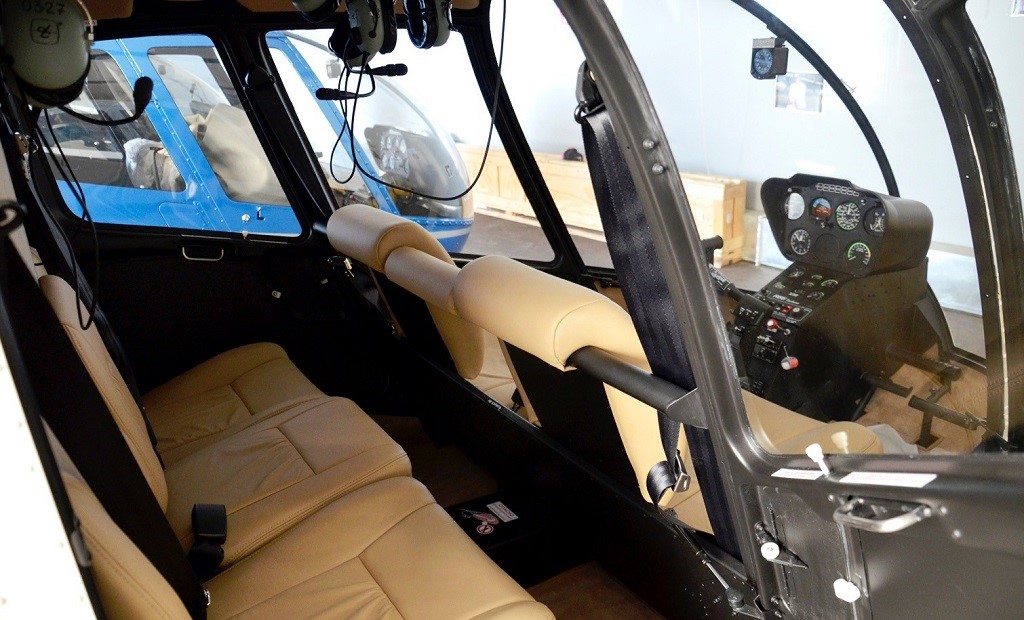 helicopter-fleet-air-dynamic-r66-interior