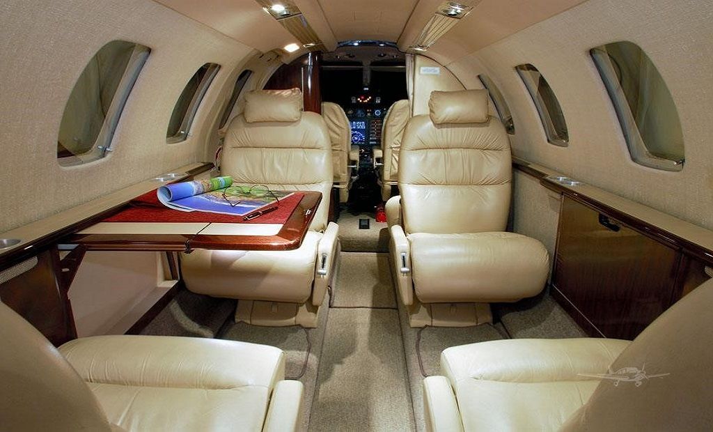 jet-fleet-air-dynamic-CJ1-interior.jpg